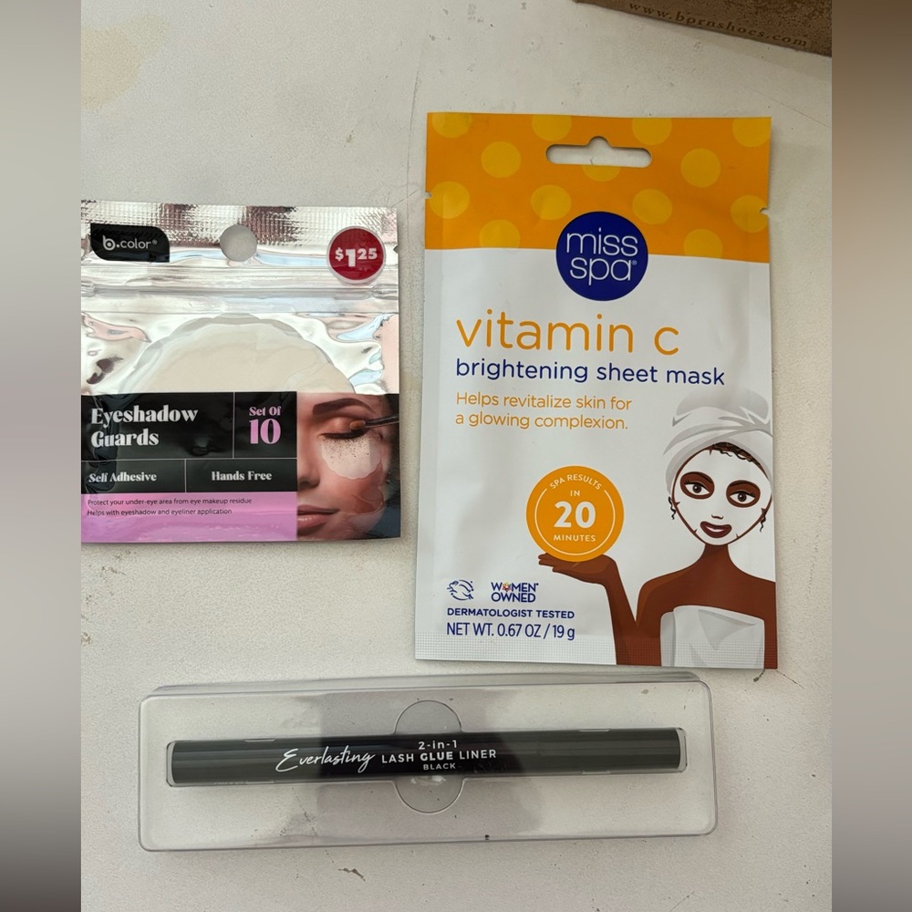 Brand new- Makeup bundle